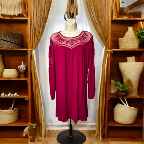 NWT Blue Rain Burgundy Boho Shift Dress with Lace Details Small - Picture 1 of 3